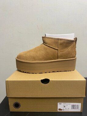 UGG Women's Classic Ultra Platform Chestnut